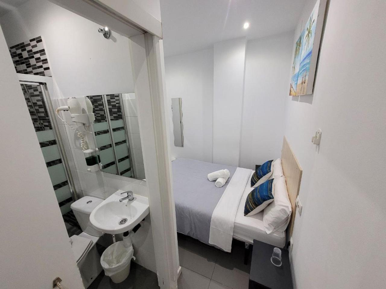 Ayz Frailes - Auto Check-In Property (Adults Only) Malaga Luaran gambar