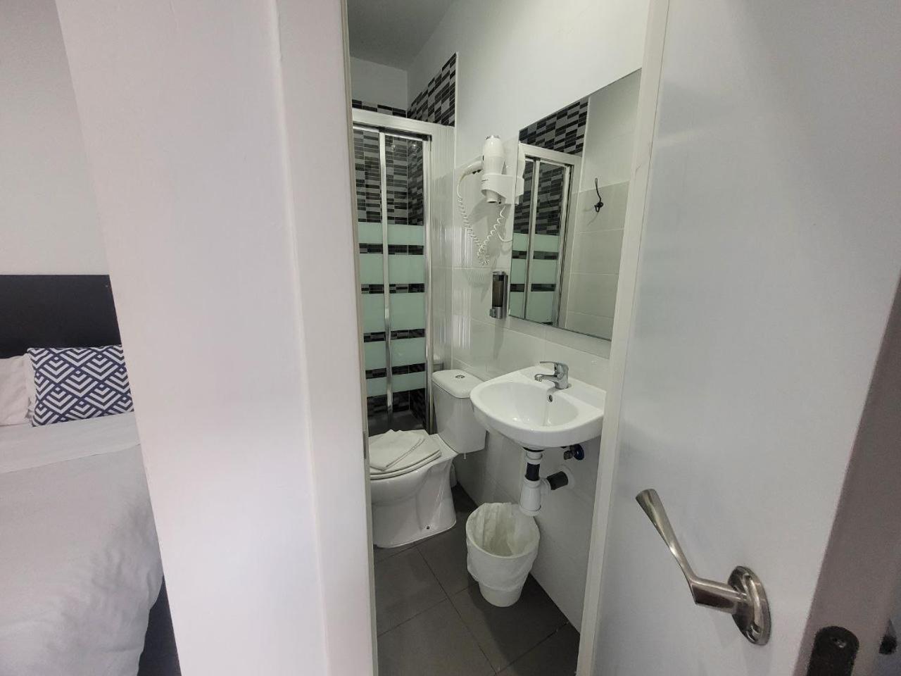 Ayz Frailes - Auto Check-In Property (Adults Only) Malaga Luaran gambar