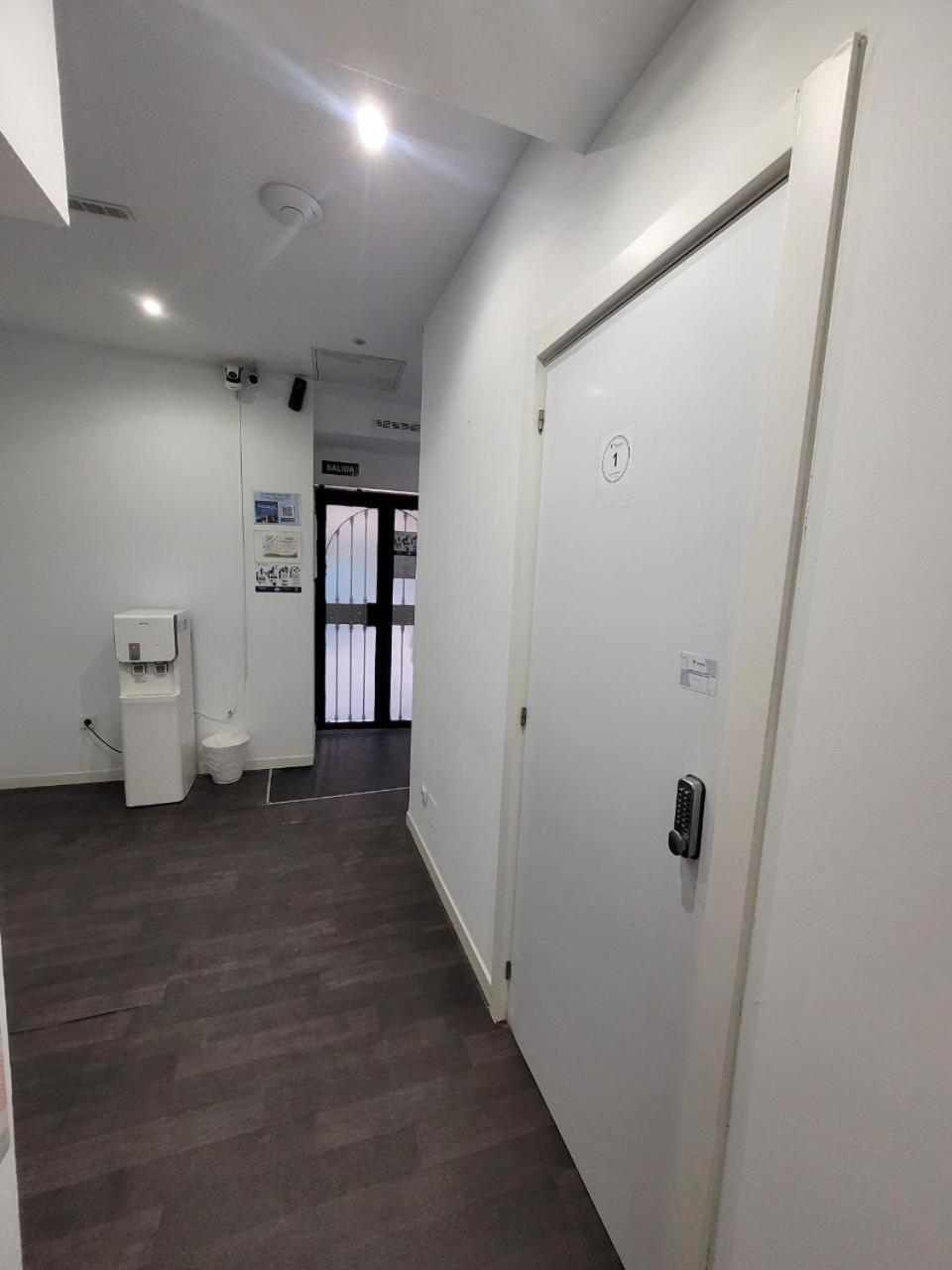 Ayz Frailes - Auto Check-In Property (Adults Only) Malaga Luaran gambar